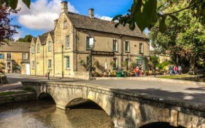 Cotswold hiking holiday Bourton on the Water
